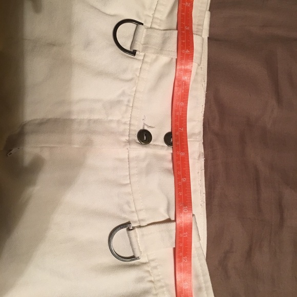 White Burberry pants NWOT 30” Low rise - Picture 7 of 8